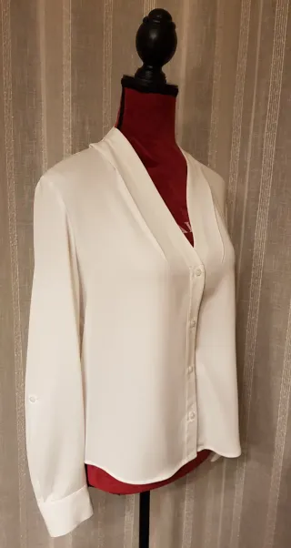 Camisa cuello pico Calvin Klein Blanca