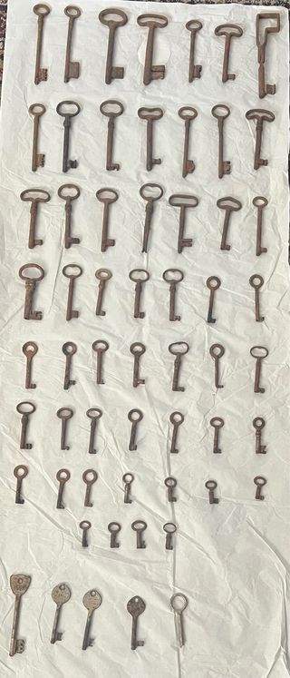 Lote 58 chiavi antiche in ferro