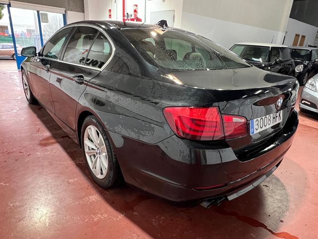 BMW Serie 5 528 i 2011