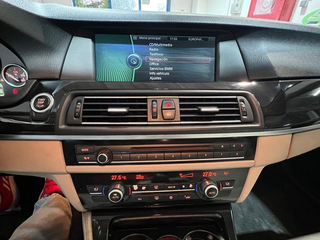 BMW Serie 5 528 i 2011