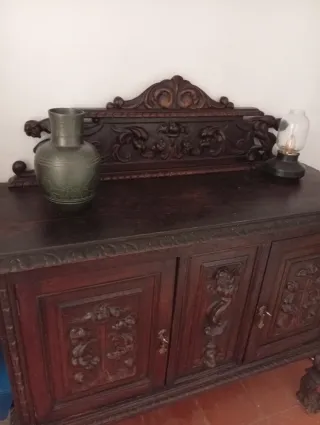 Mueble Castellano Madera Tallada