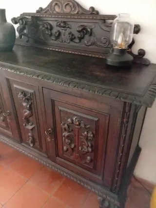 Mueble Castellano Madera Tallada