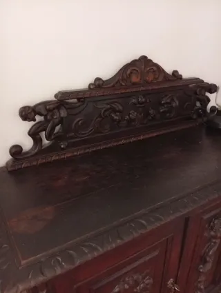 Mueble Castellano Madera Tallada