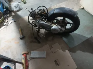 Motor y Rueda Trasera Piaggio Liberty 49cc