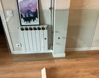 Mesa de comedor cristal y madera