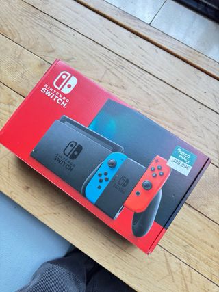 Nintendo Switch Azul e Vermelho