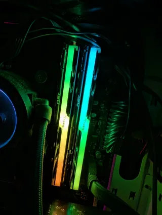 2x8GB 16GB DDR4 3200MHz G.Skill Trident Z RGB RAM