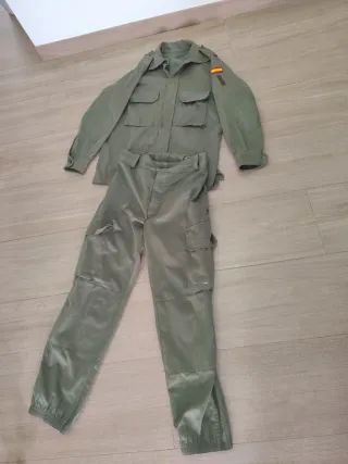 Uniforme militar trabajo