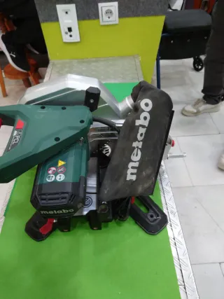 Ingletadora Metabo KS216M