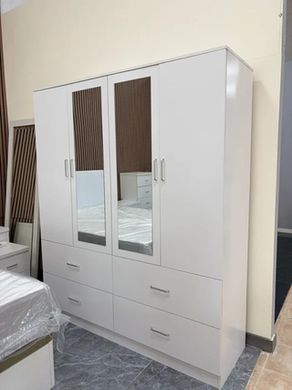 Armario 4 puertas con espejo - NUEVO- 200x160cm