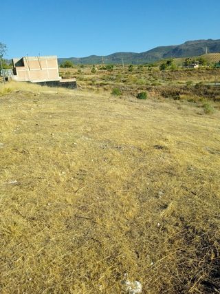 Solar 305m2 Calle Ávila Gójar