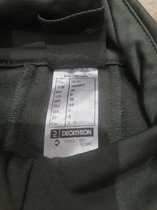 Camiseta entrenamiento Decathlon verde militar