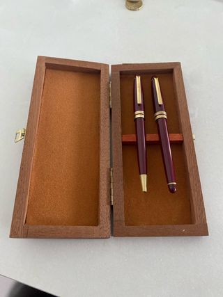 Set de pluma y bolígrafo