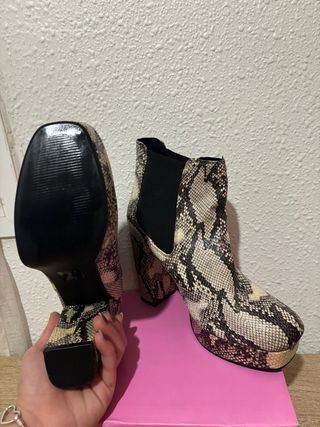 Botines animal print con plataforma