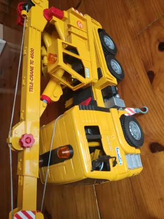 Camion Grua Bruder Giallo
