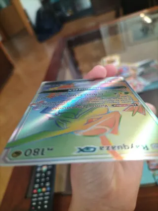 Carta Pokémon Rayquaza GX Arcoíris 180 HP
