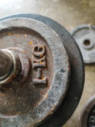 Mancuernas y discos de pesas