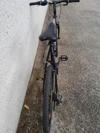 Bicicleta Btwin Rock Rider Negra