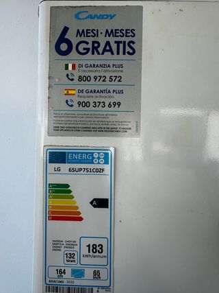 Frigorifero bianco con congelatore
