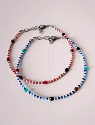 Coppia di cavigliere perline rosse e blu