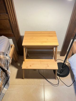 Taburete TENHULT escalón