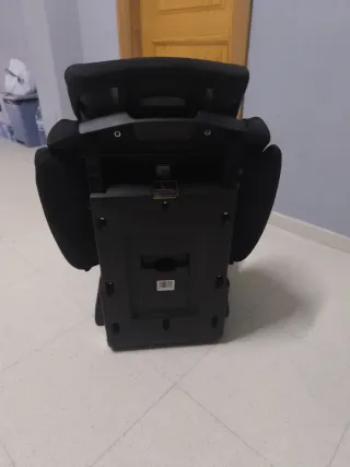 Silla de coche negra