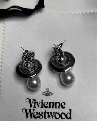 Pendientes Vivienne Westwood Plata Perla