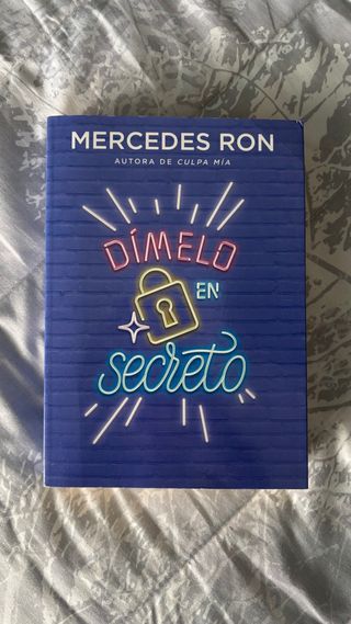 Dímelo en secreto (Dímelo 2): La historia de am...