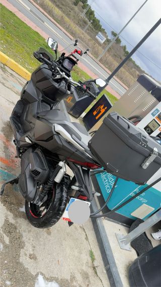 Honda ADV 350 2023 Maxi-Scooter