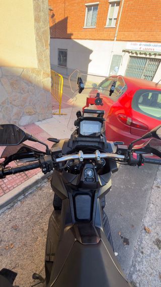 Honda ADV 350 2023 Maxi-Scooter