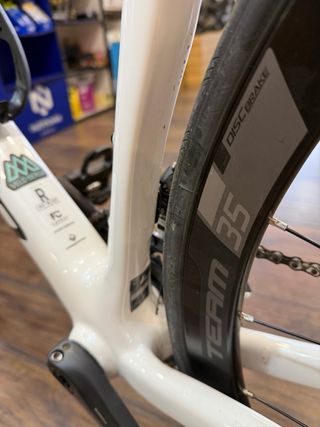 Megamo Raise Talla L