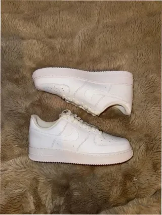 Nike Air Force 1 Low '07 Blancas Talla 40.5