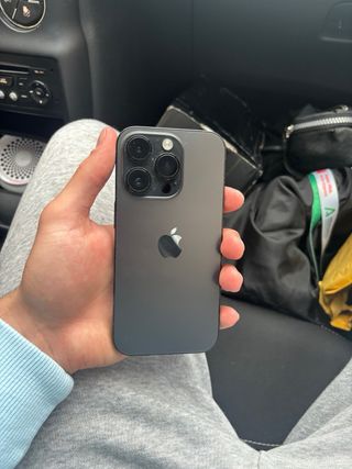 iPhone 14 Pro NEGOCIABLE