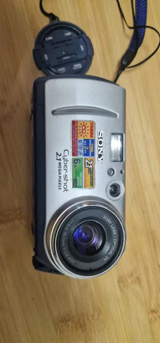 Cámara Sony Cyber-shot 2.1 MP