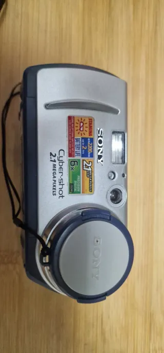 Cámara Sony Cyber-shot 2.1 MP