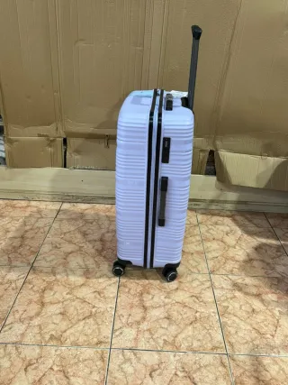 Juego 3 Maletas Moradas Silicona