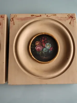 Pareja de cuadros antiguos florales