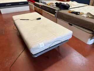 Cama articulada con colchón