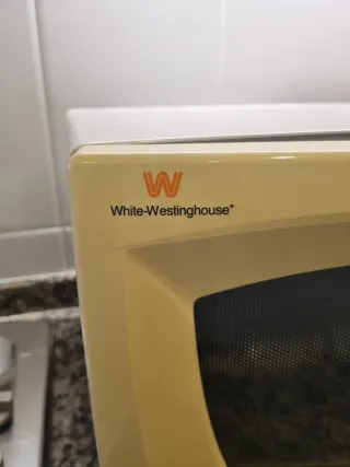 Microondas blanco