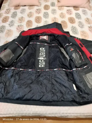 Chaqueta Impermeable Anapurna Azul Marino y Roja