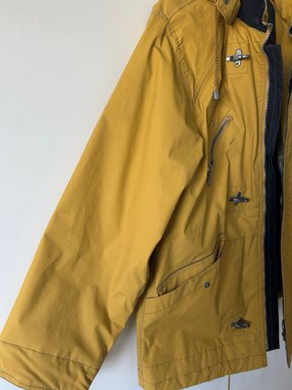 Chaqueta Amarilla Talla XL impermeable