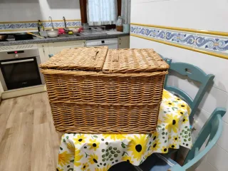 Cesta de mimbre para camping o picnic