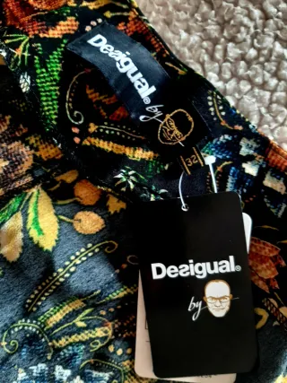 2 Pantalones Desigual Estampados