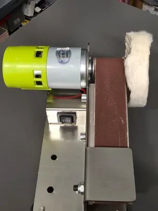 Mini Lijadora de banda estacionaria.