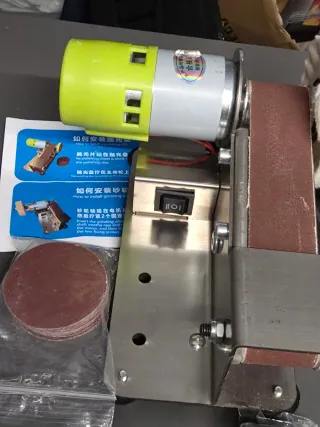 Mini Lijadora de banda estacionaria.