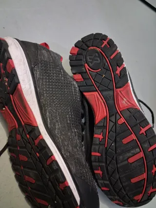 Zapatos de seguridad WURTH negros y rojos