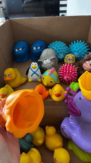 LOTE JUGUETES DE BAÑO CON PATITOS Y ANIMALES