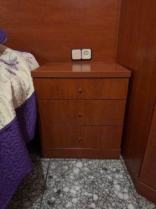 Mesitas de noche de madera (2)