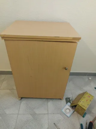 Mesa para máquina de coser de madera