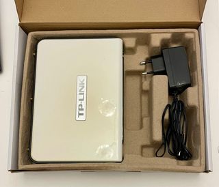 Router TP-Link Wireless N 300Mbps